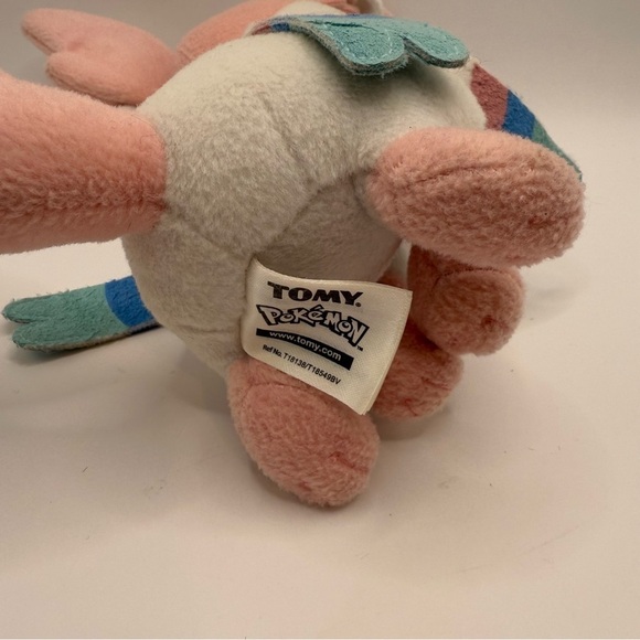 Pre-owned Sylveon Fairy Eevee Evolution Pokemon Plush Tomy 2016 - Picture 6 of 7